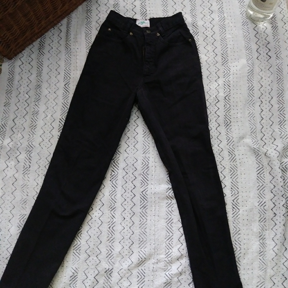High waisted skinny leg mom jeans